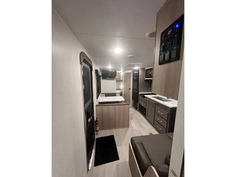 2025 KZ-RV Sportsmen Select 260BHSL