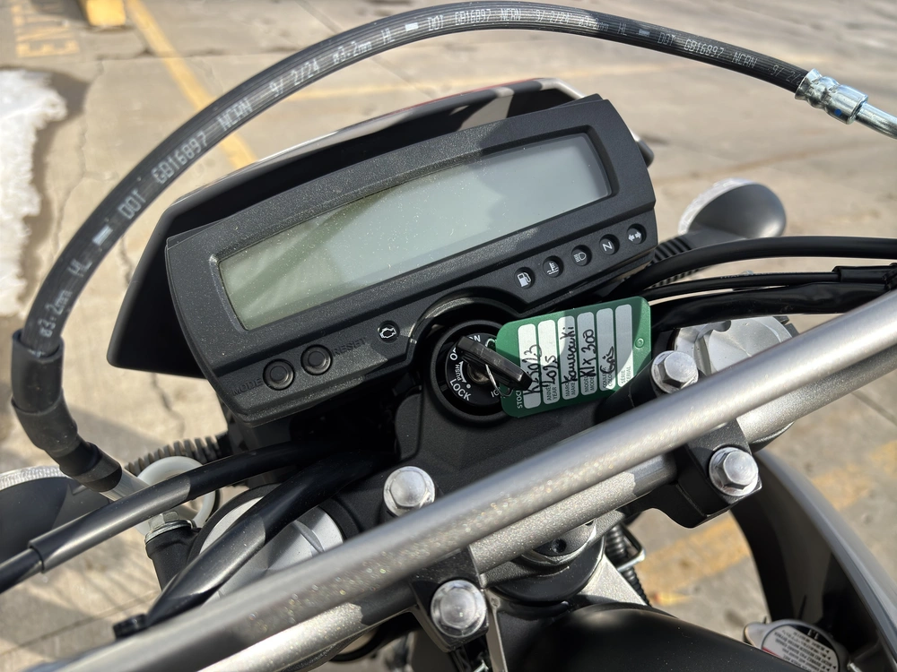 Kawasaki Klx300 2025 alt