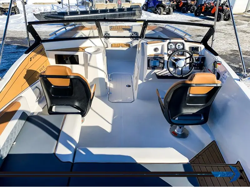 Starcraft SVX 190 OB 140HP deck boat bateau Ponté 2025