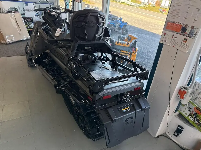2025 Polaris Titan 650