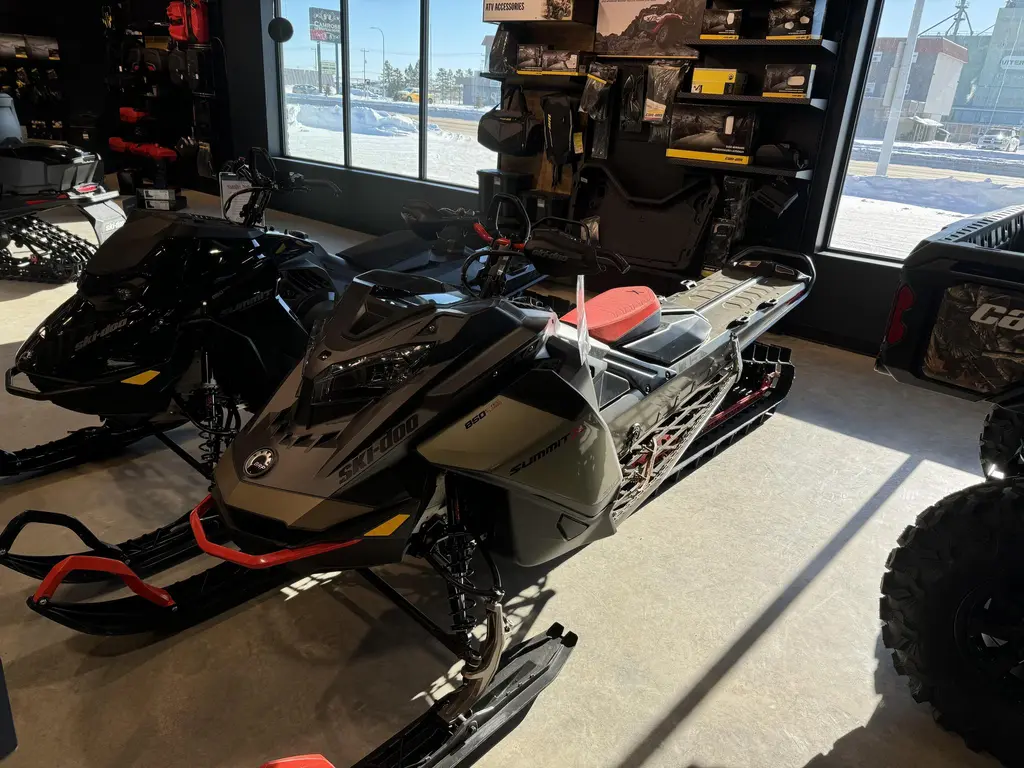 2022 Ski-Doo Summit X w/ Expert Pkg 175 850 E-TEC Turbo PowderMax Light FlexEdge 3.0″ SHOT TFNB