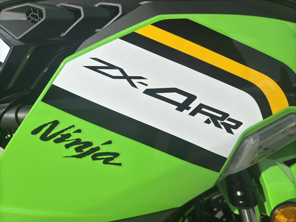 Kawasaki Ninja Zx-4rr Krt 2025 alt