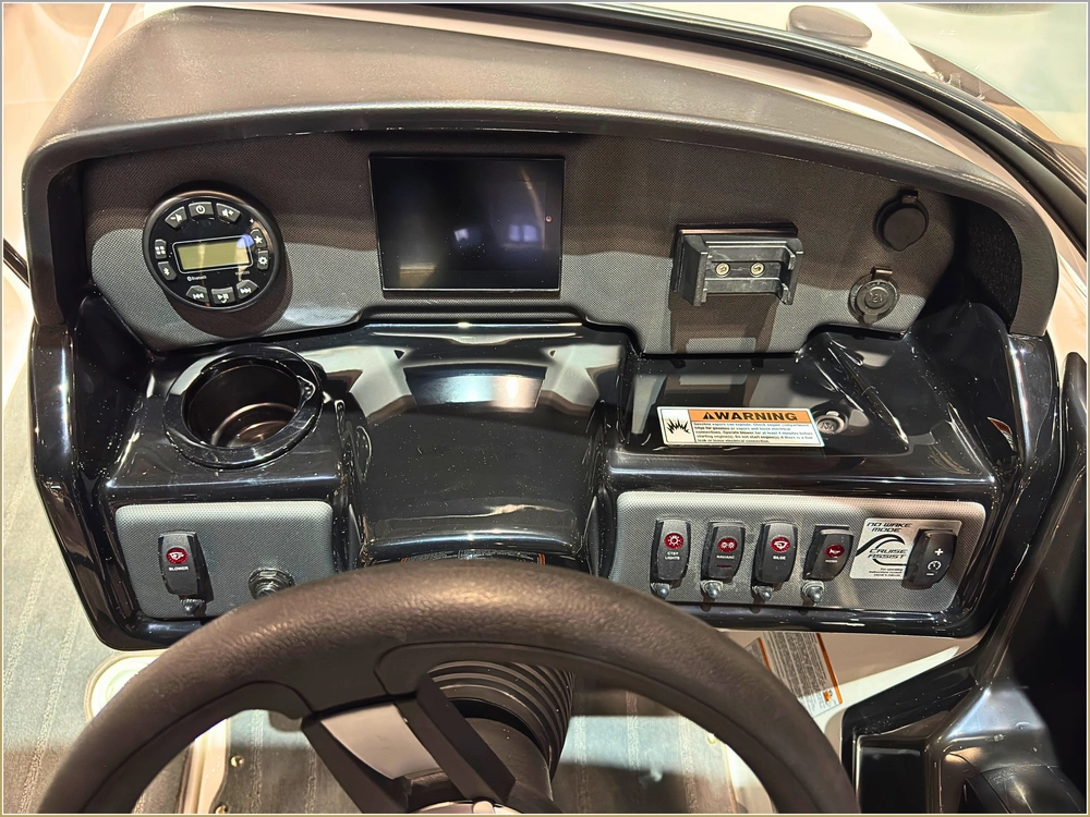 2025 Yamaha Sx190 + $1500 Watersports Package Included!! $4,000 Rebate Included + 3.99% Financing alt