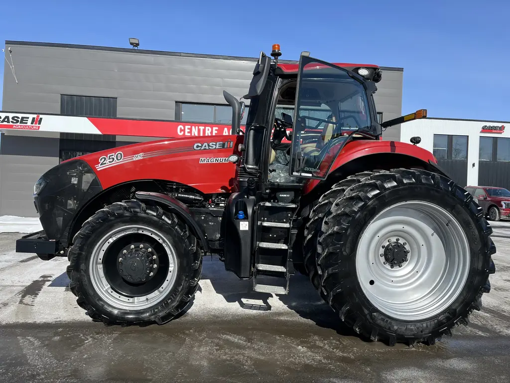 2020 Case IH Magnum 250 CVX