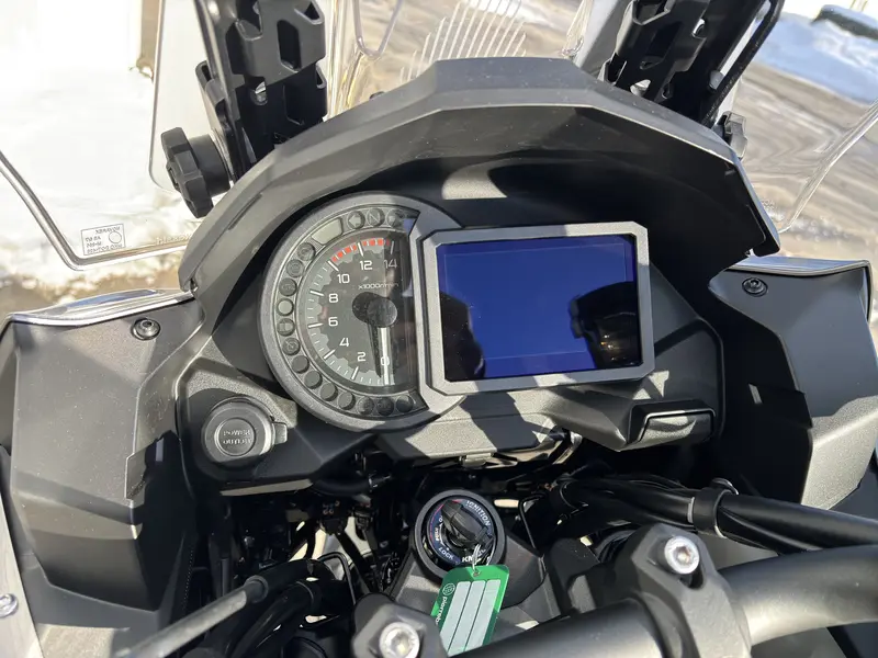 2025 Kawasaki Versys 1100 LT SE