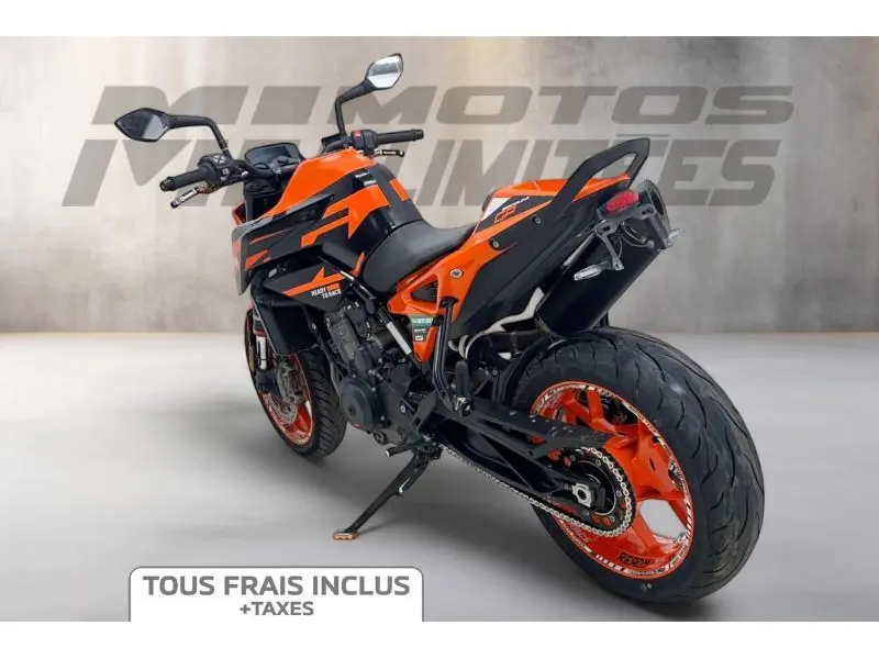 2022 KTM 890 Duke GP