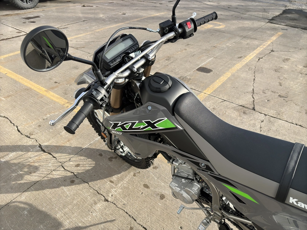 Kawasaki Klx300 2025 alt