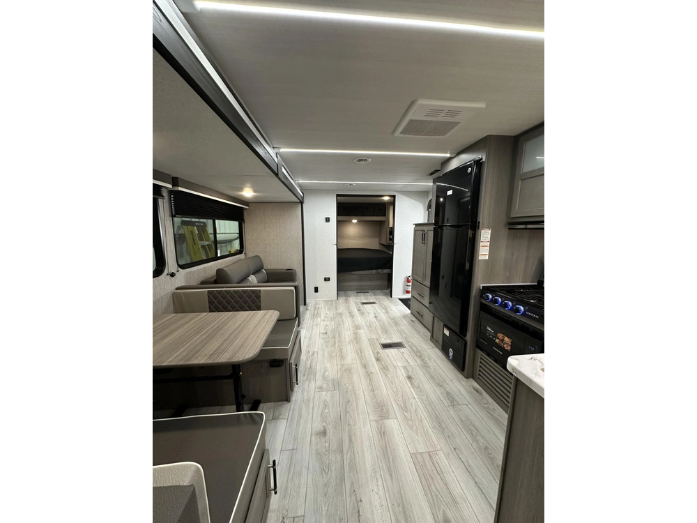 2025 Hideout 26patio alt