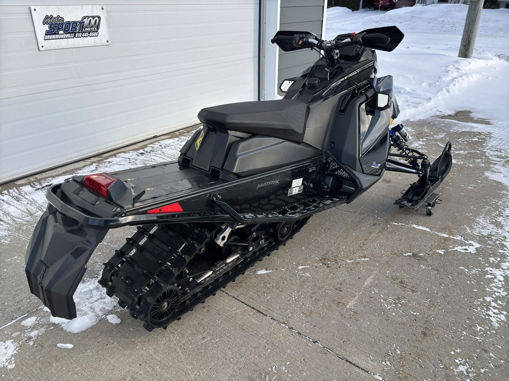Polaris 850 Indy Vr1 129 2021 alt