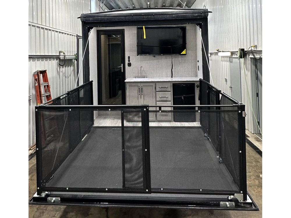 2025 Hideout 26patio alt