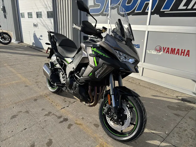 2025 Kawasaki Versys 1100 LT SE