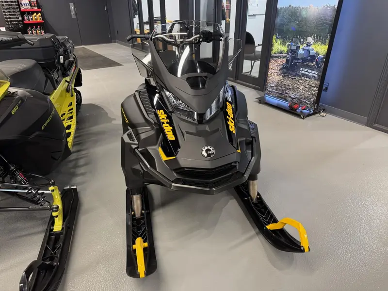 2025 Ski-Doo TUNDRA LE 600 ACE LT