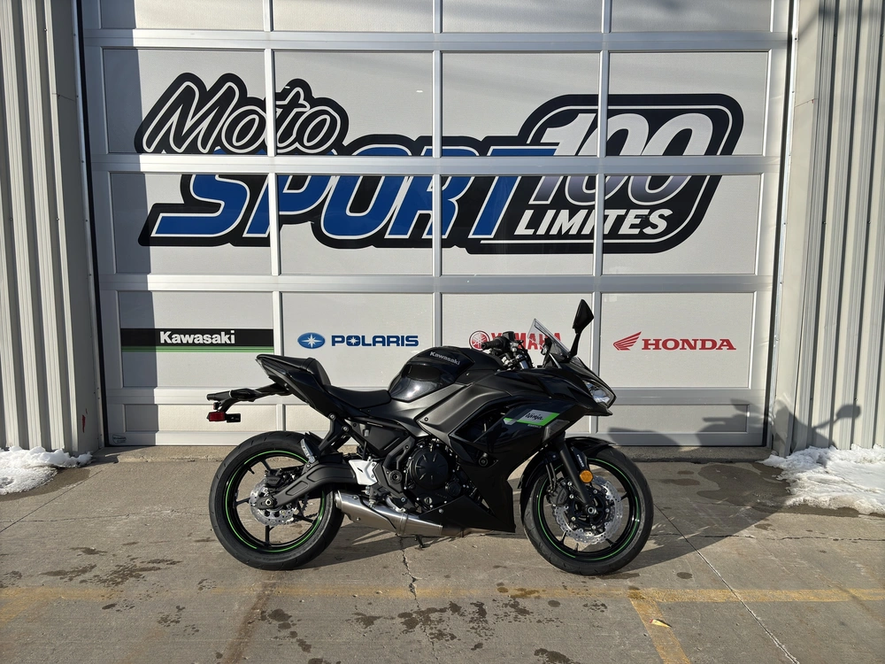 2025 Kawasaki Ninja 650 Abs alt
