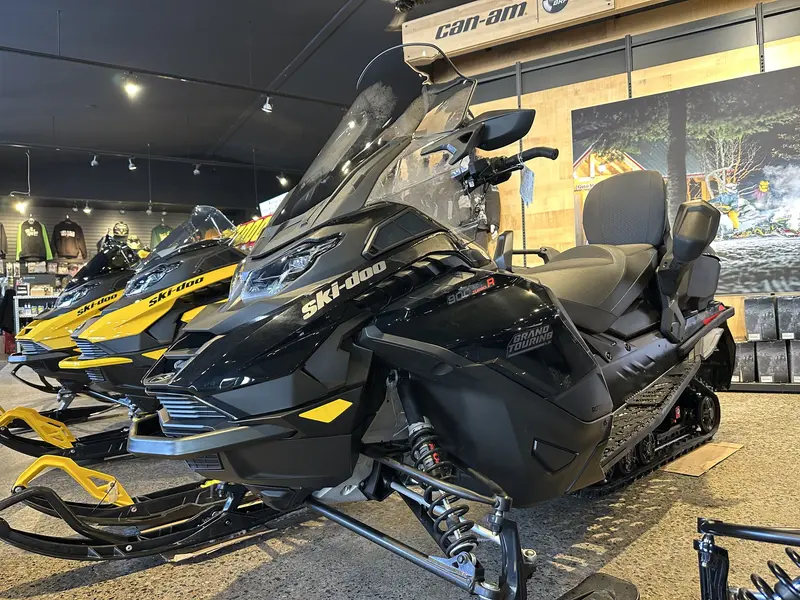 2025 Ski-Doo GT LE 900 Turbo R