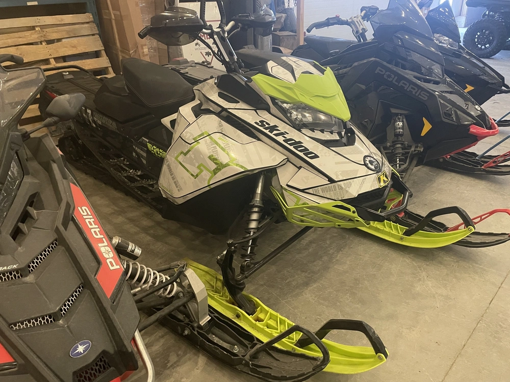 Ski-doo 2019 Ski Doo Renegade Backcountry X 850 E-tec 2019 alt