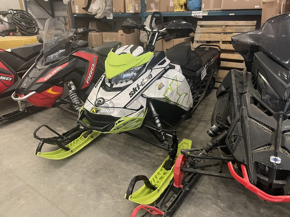 Ski-doo 2019 Ski Doo Renegade Backcountry X 850 E-tec 2019 alt