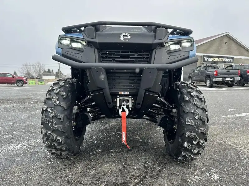 2025 Can-Am Outlander MAX XT 700