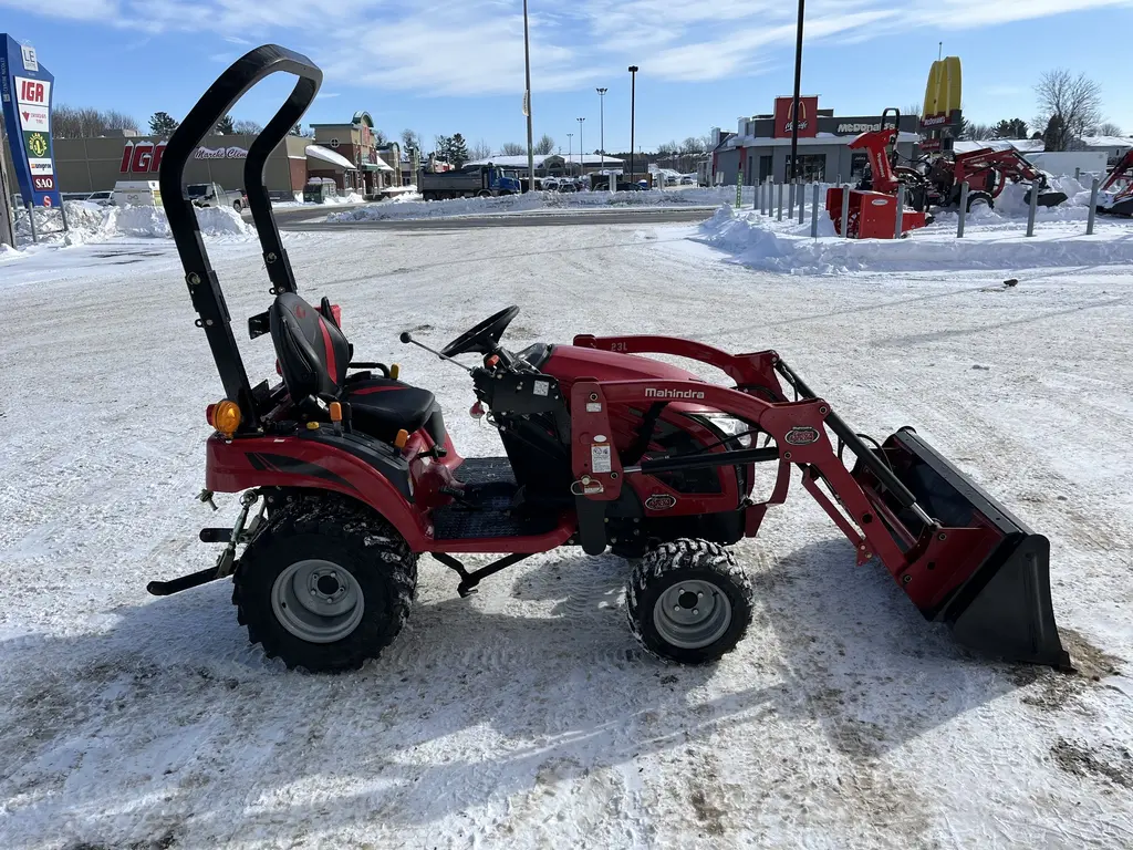Mahindra Emax20S 2021