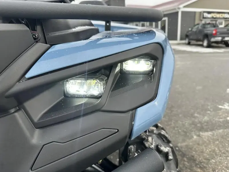 2025 Can-Am Outlander MAX XT 700
