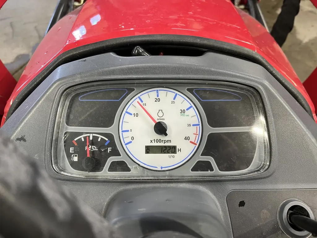 Mahindra Emax20S 2021