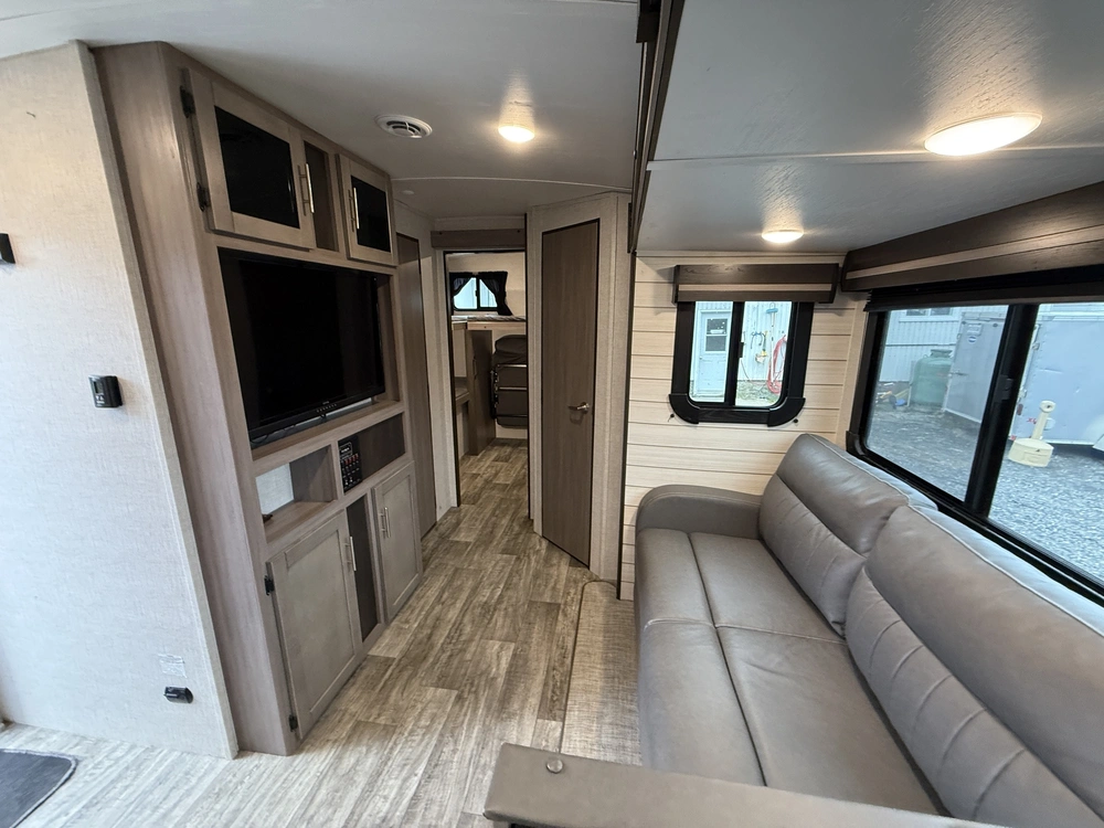 Sunset Trail By Crossroads 299qb 2022 alt