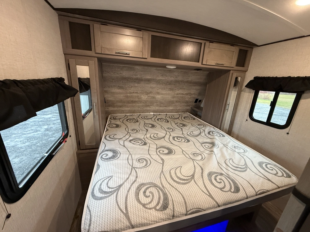 Sunset Trail By Crossroads 299qb 2022 alt