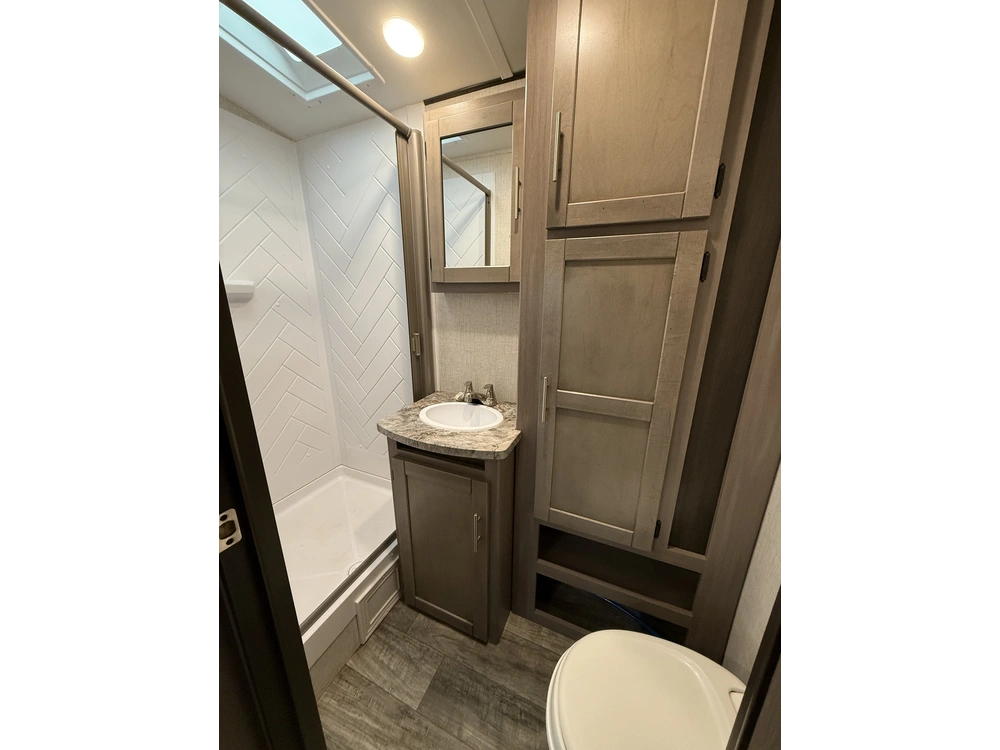 Sunset Trail By Crossroads 299qb 2022 alt