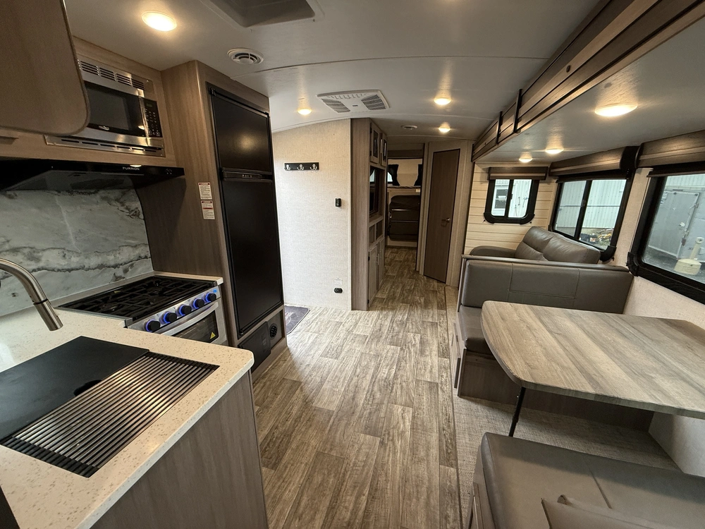 Sunset Trail By Crossroads 299qb 2022 alt