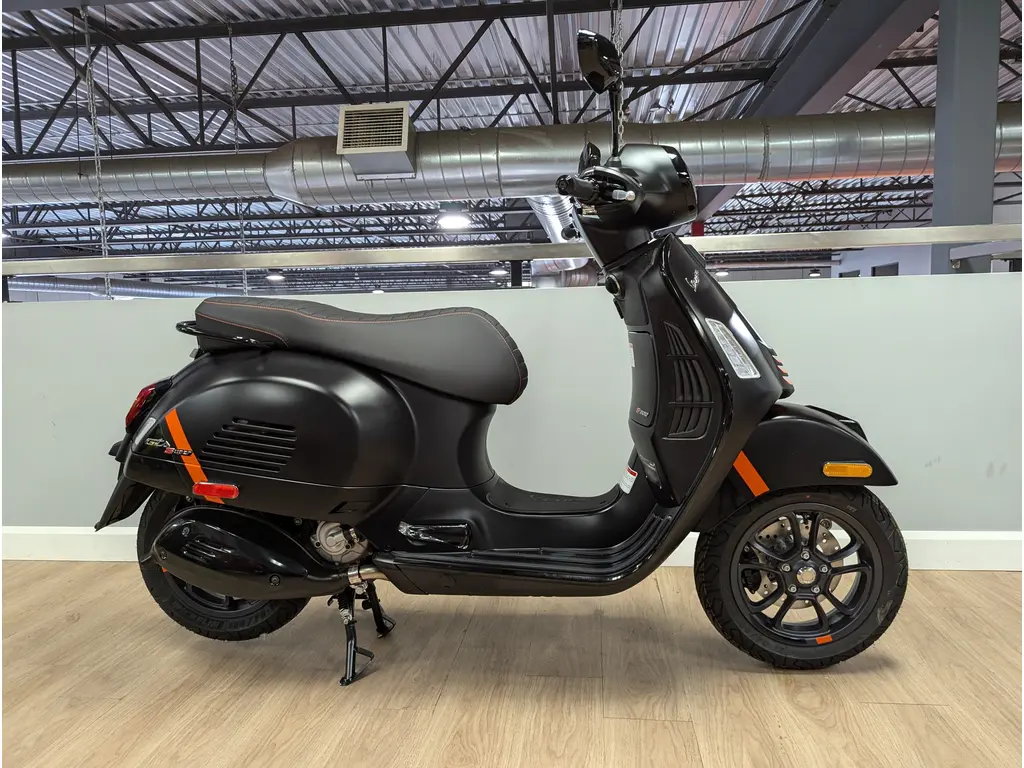 Harga Vespa Gts Super Tech 300 Vespa Sport 300 Super Tech Vespa