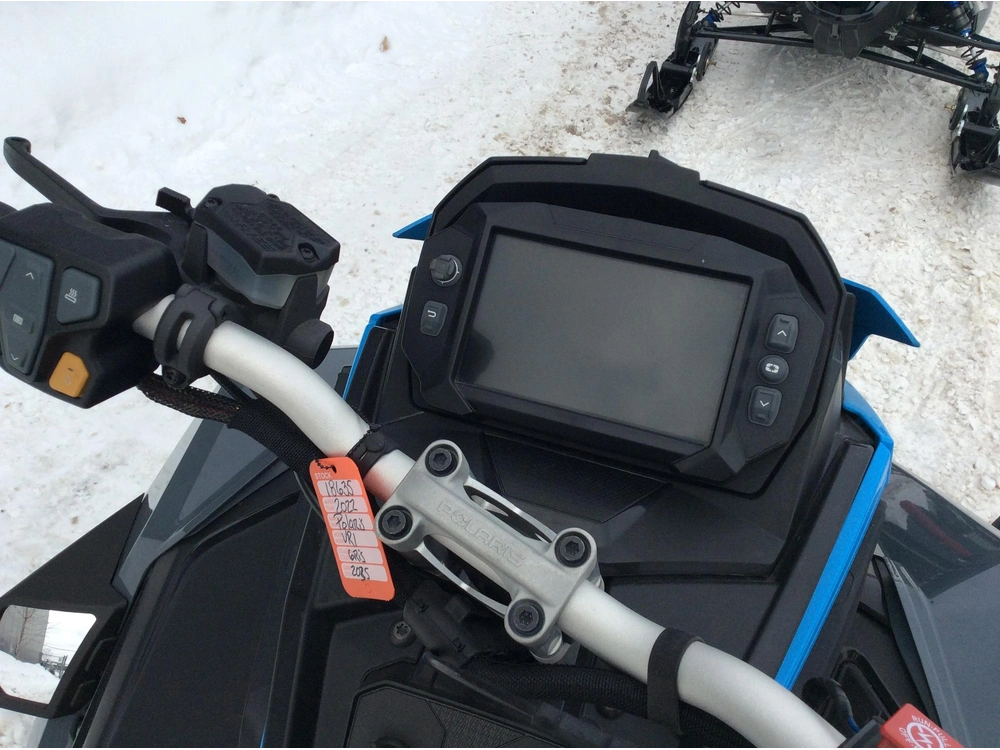 2022 Polaris Indy Vr1 850 137 S22tdv8rs alt