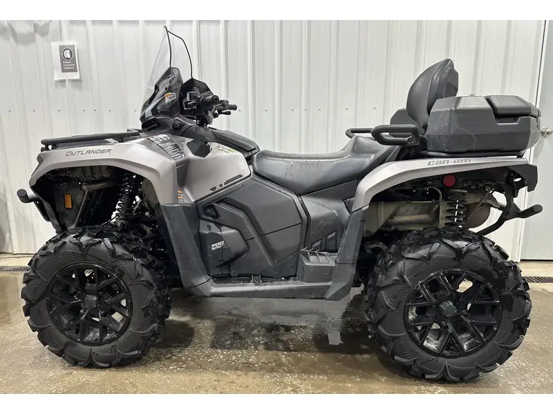 2024 Can-Am OUTLANDER MAX XT 700