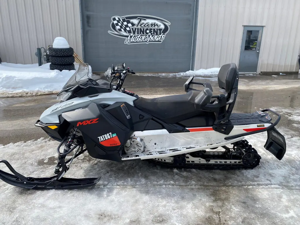 2021 Ski-Doo MXZ Sport 600EFI