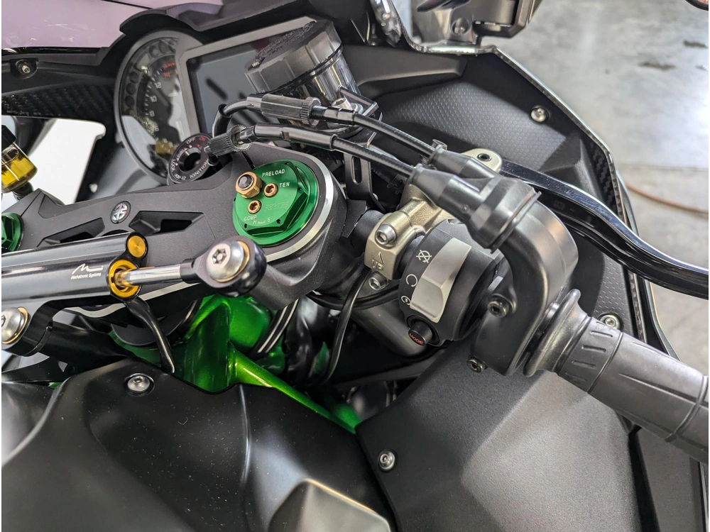 Kawasaki H2 Carbon Démo 2024 alt