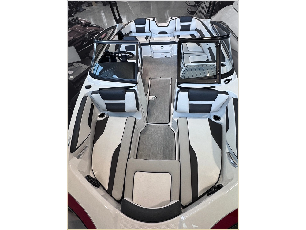 2025 Yamaha Ar195 + $1,500 Water Package!! $4,000 Rebate Included + 3.99% Financing alt