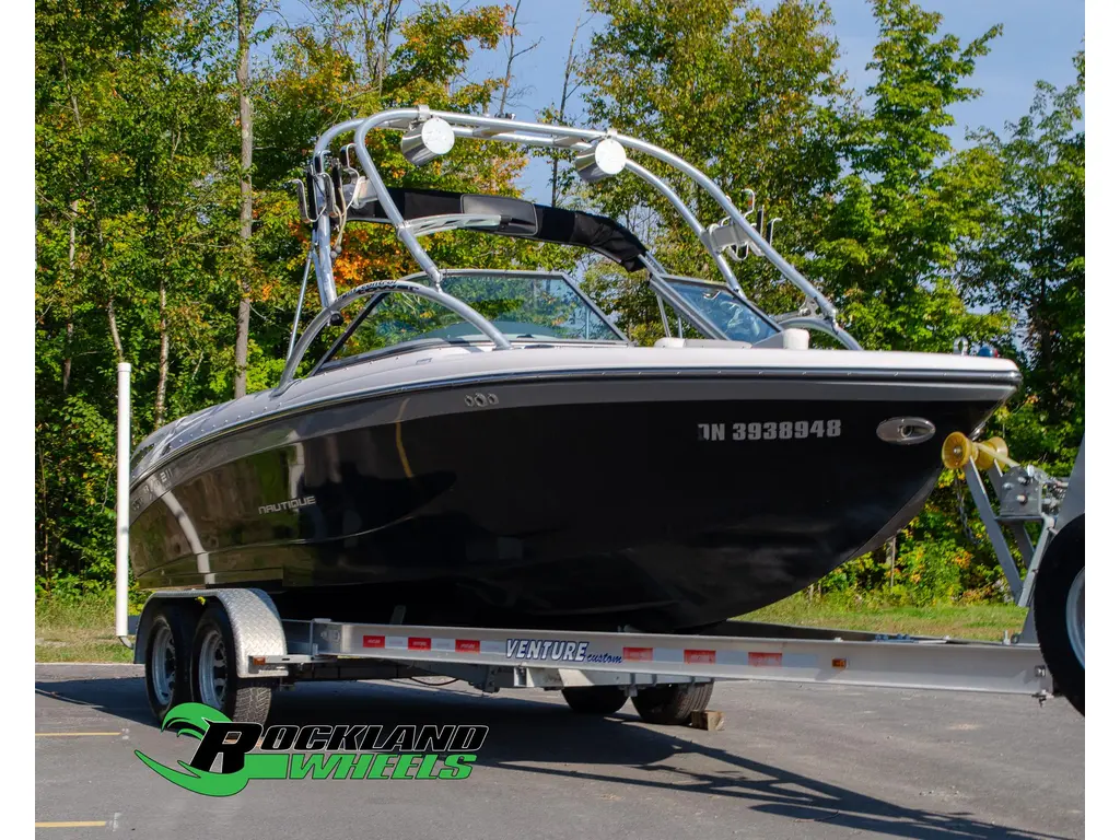2005 Air Nautique SV211 WITH TRAILER