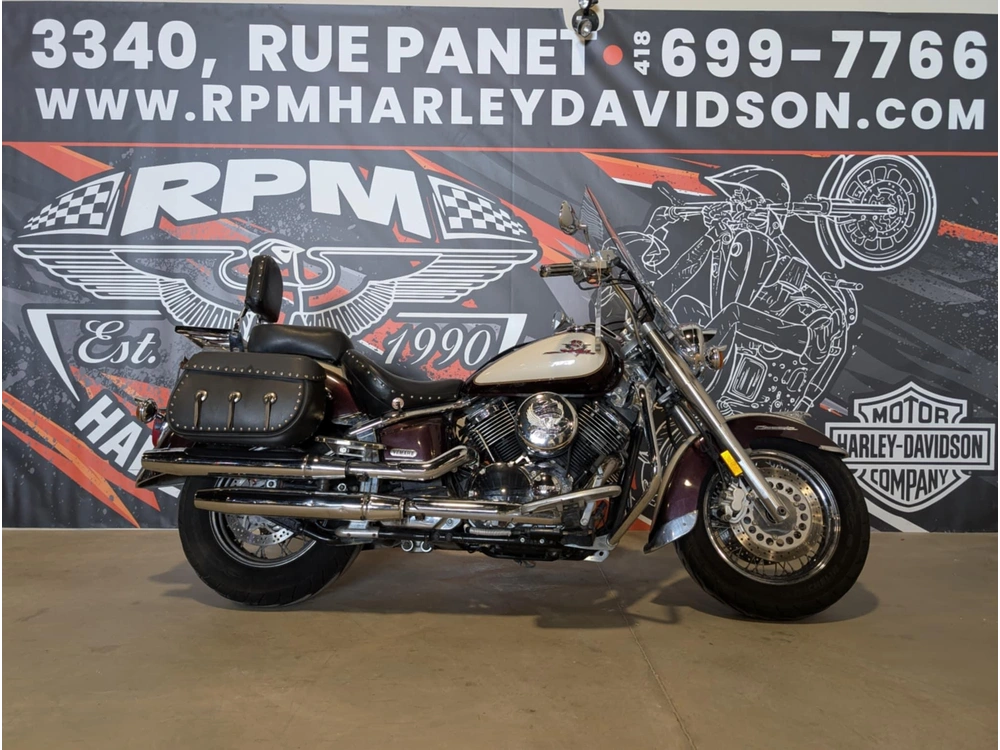 Yamaha V-star 2000 alt