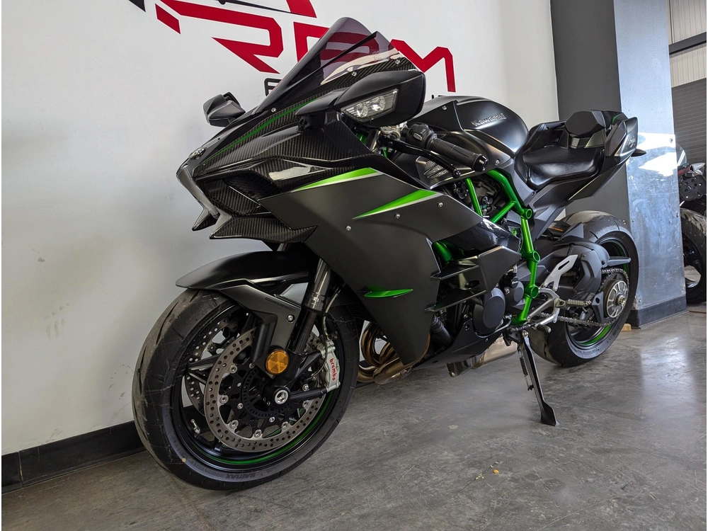 Kawasaki H2 Carbon Démo 2024 alt