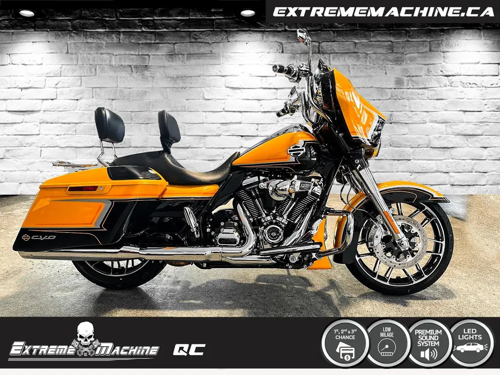 Harley-Davidson FLHXSE CVO STREET GLIDE ABS 117 2022 - HIGHTAIL YELLOW - SEULEMENT 3435KM!!!