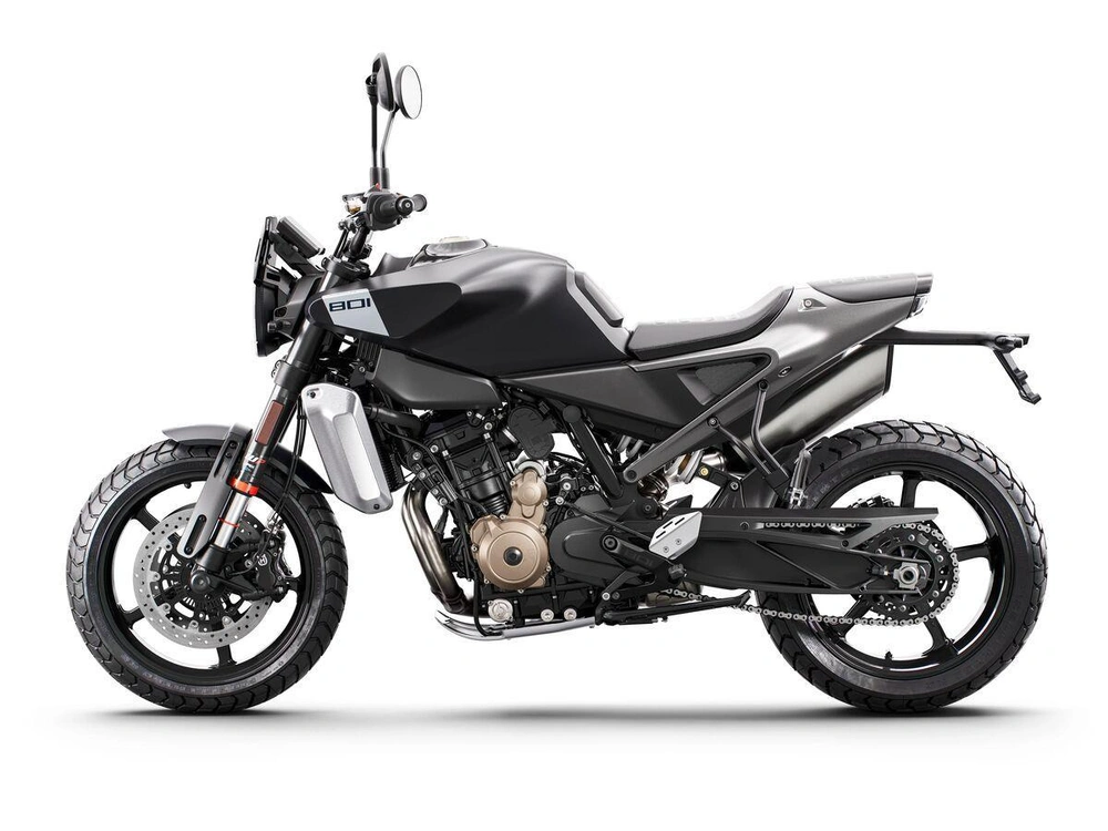 Husqvarna Svartpilen 801 2024 alt