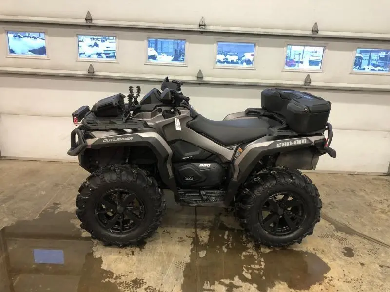 Can-Am OUTLANDER XT 850 2023