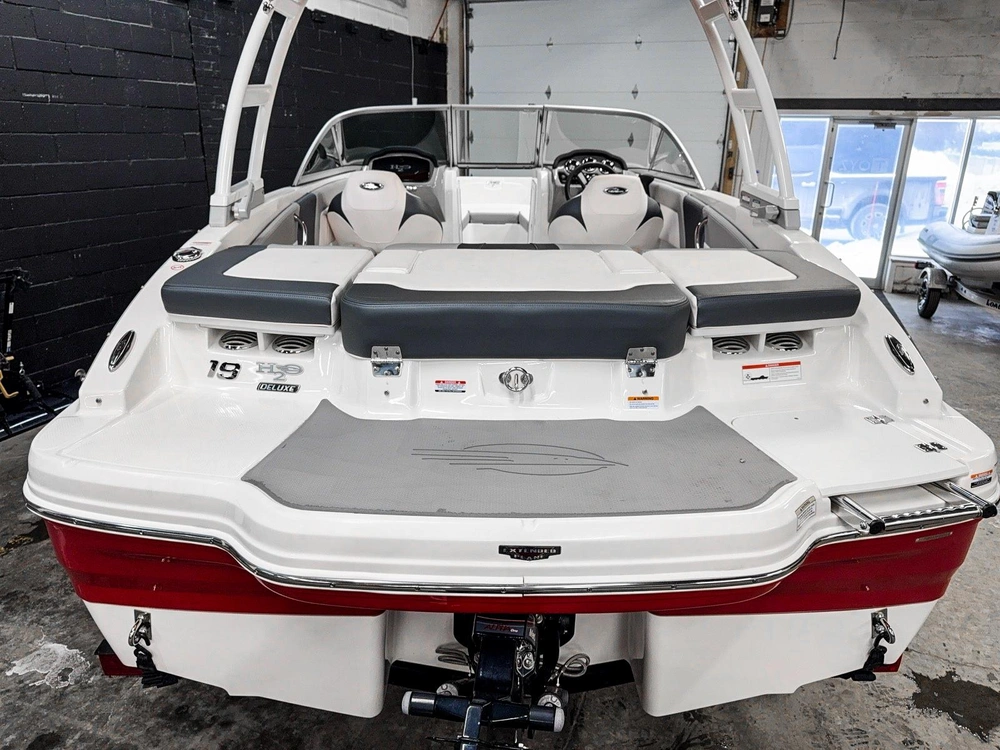 2019 Chaparral 19 H2o Deluxe 4.5 Litres Mercruiser Seulement 14 Heures 2019 alt