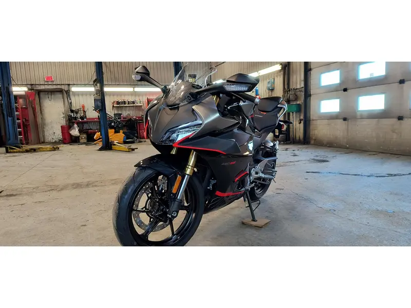 2025 CFMOTO 450SS thumbnail 4