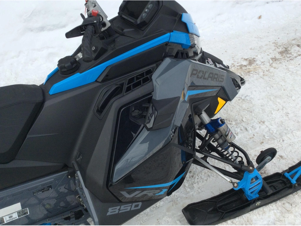 2022 Polaris Indy Vr1 850 137 S22tdv8rs alt