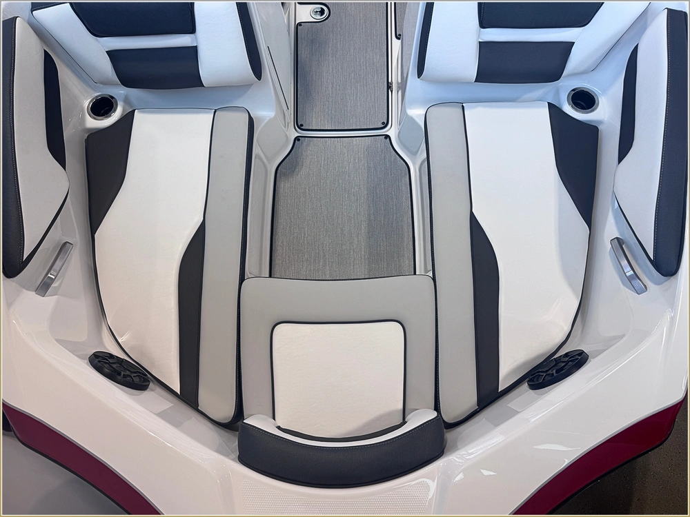 2025 Yamaha Ar195 + $1,500 Water Package!! $4,000 Rebate Included + 3.99% Financing alt