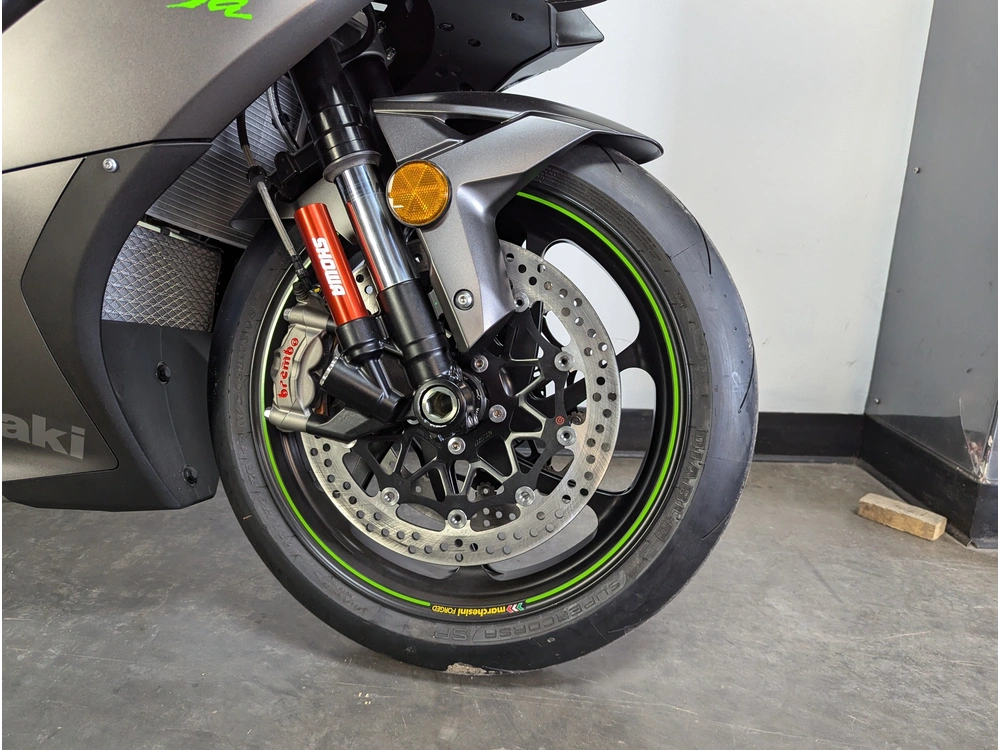 2025 Kawasaki Zx-10rr *5.99% Jusqu'à 84 Mois💳 alt