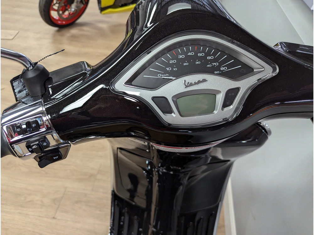 Vespa Primavera 50 *0.99% / 36 Mois💳 2023 alt