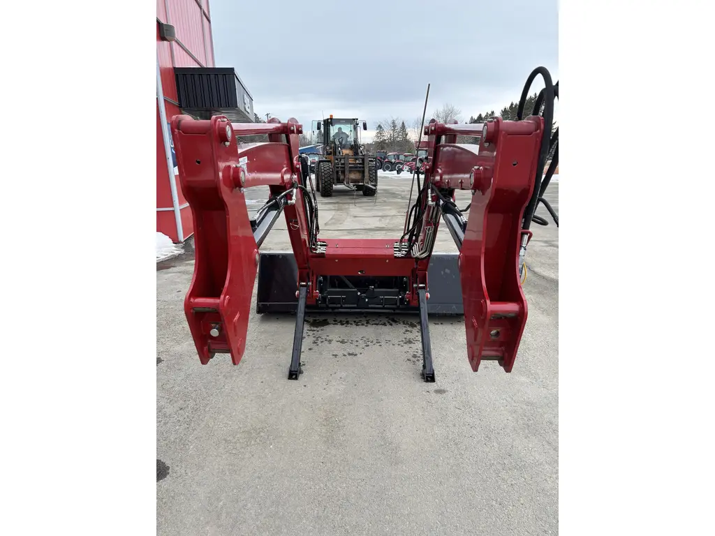Case IH L630 2024