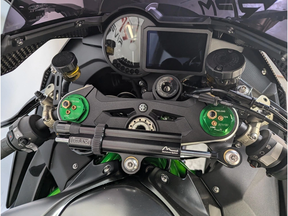 2024 Kawasaki H2 Carbon Démo alt