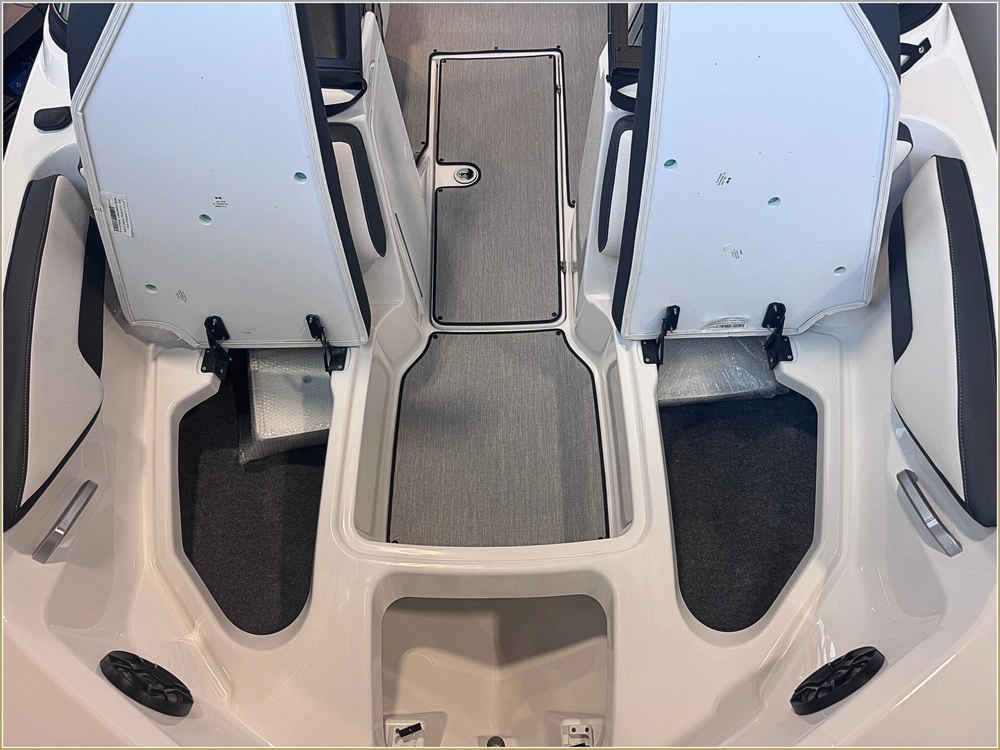 2025 Yamaha Ar195 + $1,500 Water Package!! $4,000 Rebate Included + 3.99% Financing alt