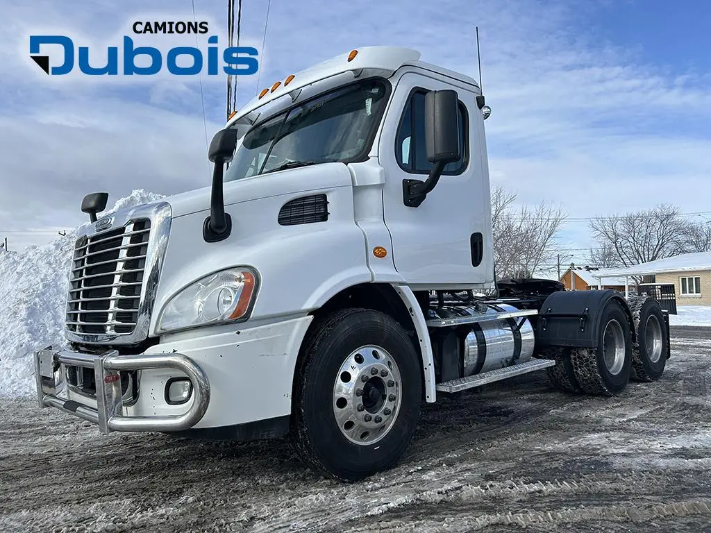 2015 Freightliner CASCADIA
